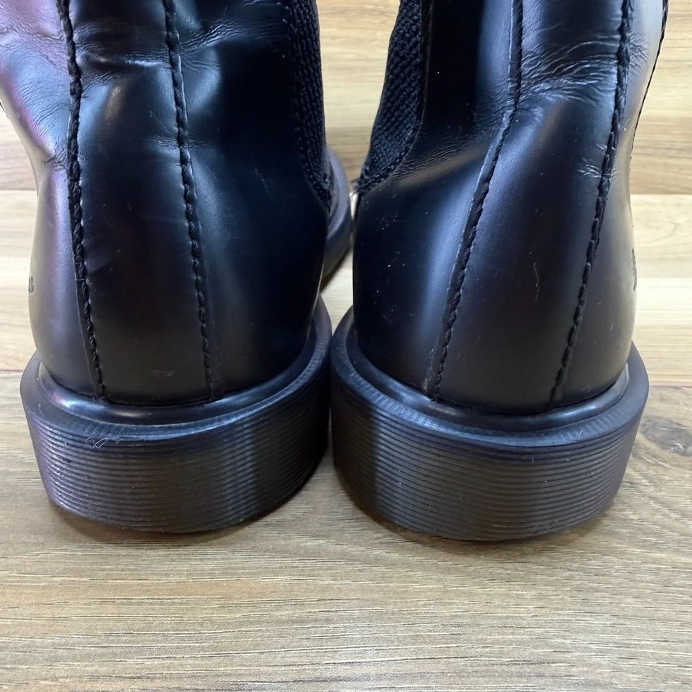 Dr Martens Chelsea Boots Womens 8 Black Leather 2976 Modern Casual Punk Metal